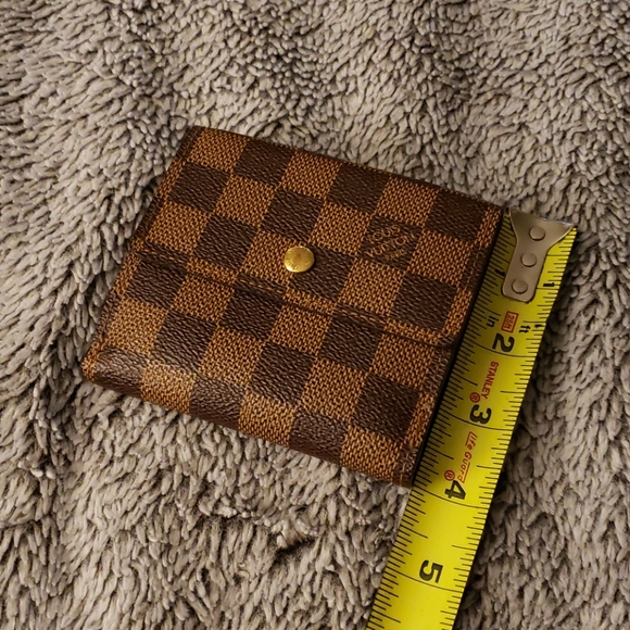 Louis Vuitton Wallet - Picture 15 of 16